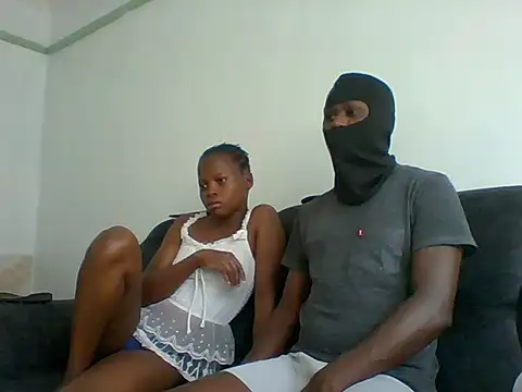 Snapshot of TonnyAmellia chatting on June 1, 8:05 am TonnyAmellia online show from June 1, 8:05 am