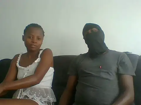 Snapshot of TonnyAmellia chatting on June 12, 7:51 am TonnyAmellia online show from June 12, 7:51 am