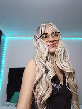 sofi diaz1 online show from June 2, 7:27 pm