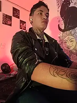 AlecBanne  online show from July 17, 8:57 pm