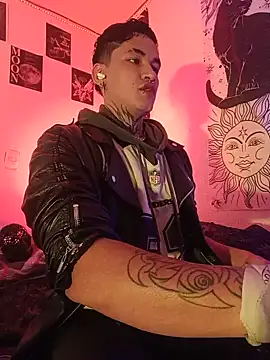 AlecBanne  online show from July 18, 8:56 pm