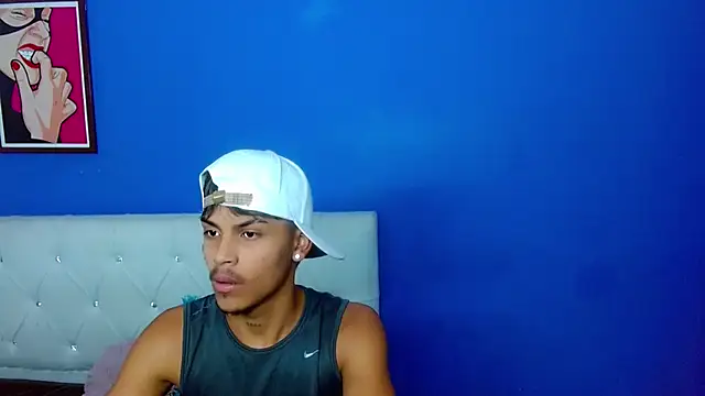Angel foxc13 online show from June 10, 3:18 am