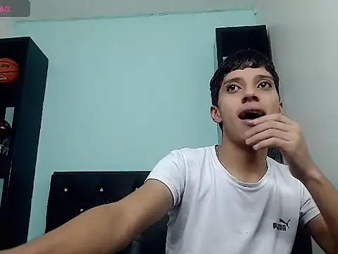 Snapshot of jl_brayan12 chatting on May 31, 4:25 pm jl brayan12 online show from May 31, 4:25 pm