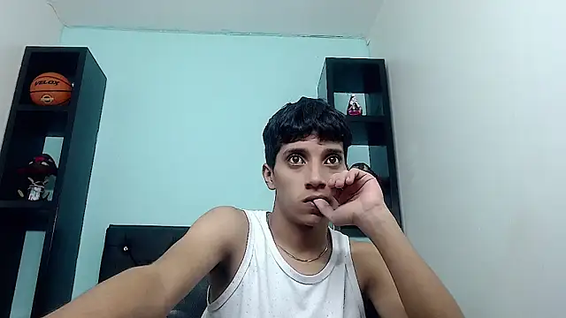 Snapshot of jl_brayan12 chatting on June 1, 7:26 pm jl brayan12 online show from June 1, 7:26 pm