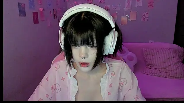 VelvetAlice online show from July 23, 8:18 pm