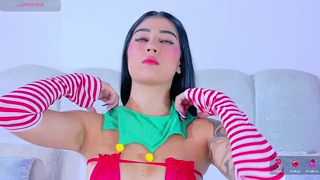 AuroraTaylor1 online show from July 23, 9:57 pm
