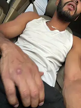 bigblack0111 online show from August 1, 10:19 pm