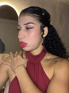 Miily 0 online show from June 19, 3:44 am