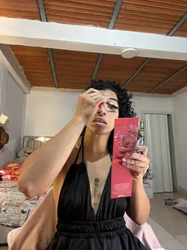 Miily 0 online show from June 27, 4:06 am