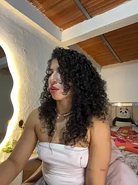 Miily 0 online show from July 12, 4:14 am