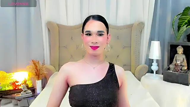 LexiLoreOnTop online show from July 21, 6:32 pm