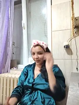 Snapshot of GabyAndrey93 chatting on June 6, 10:20 am GabyAndrey93 online show from June 6, 10:20 am