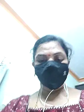 Snapshot of Leela_555 chatting on June 28, 5:35 am Leela 555 online show from June 28, 5:35 am