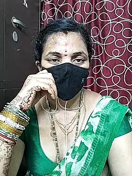 Snapshot of Leela_555 chatting on July 30, 12:37 pm Leela 555 online show from July 30, 12:37 pm