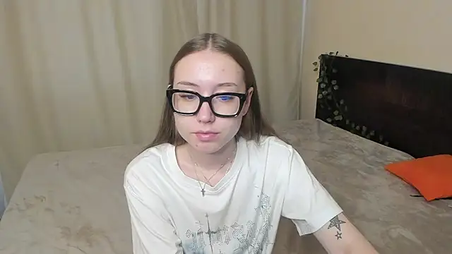  kitti meow  online show from July 22, 3:42 am