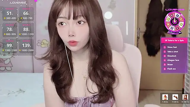 Snapshot of Una_2026 chatting on June 6, 2:22 pm Una 2026 online show from June 6, 2:22 pm