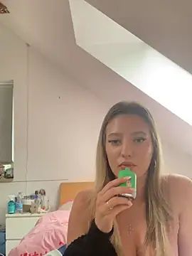 Snapshot of Evelina_Nelson chatting on June 11, 4:49 pm Evelina Nelson online show from June 11, 4:49 pm