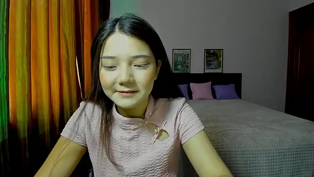 Snapshot of milana_marttt chatting on June 15, 12:18 pm milana marttt online show from June 15, 12:18 pm