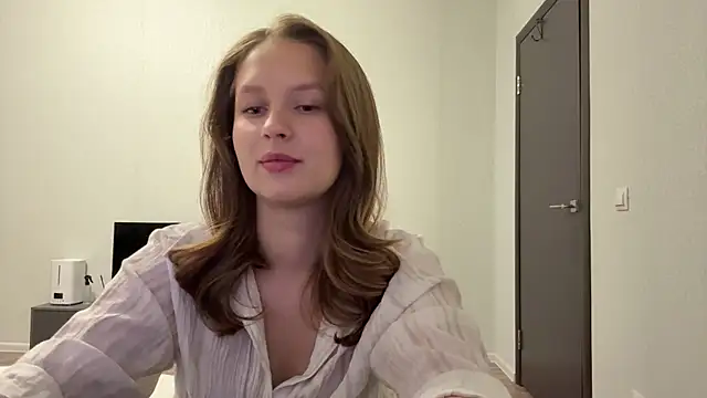 Snapshot of Beverly_Smith chatting on June 4, 5:19 pm Beverly Smith online show from June 4, 5:19 pm
