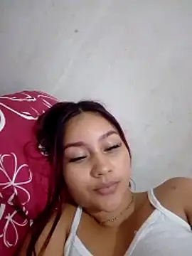 Snapshot of shadya chatting on June 10, 1:17 am shadya online show from June 10, 1:17 am