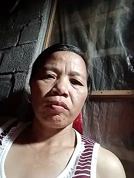 Elfledaa online show from July 18, 2:43 pm