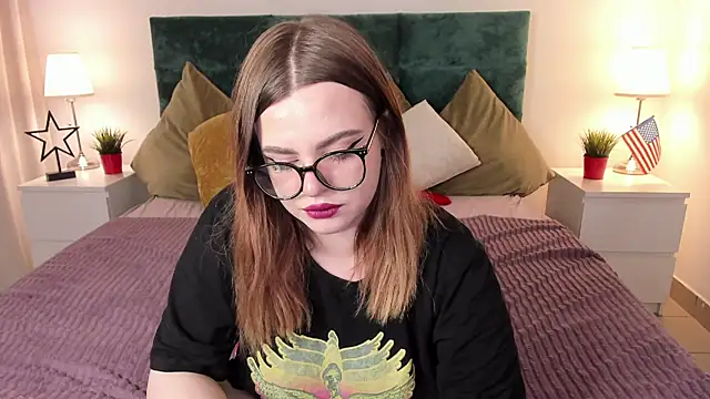 Snapshot of kira888soon chatting on June 8, 5:41 am kira888soon online show from June 8, 5:41 am