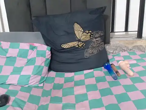 Mushkybae online show from June 11, 12:32 am