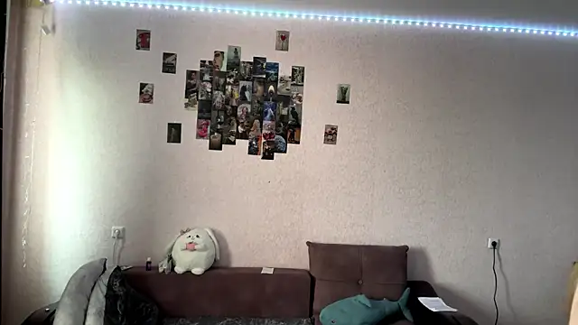 KrystalCarabine online show from June 12, 10:47 am