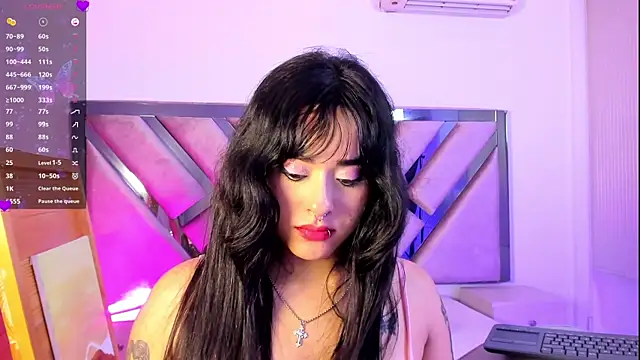Elena Tylor online show from June 14, 2:24 am