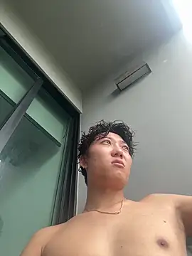 Snapshot of YourBadboy718 chatting on June 12, 8:24 am YourBadboy718 online show from June 12, 8:24 am