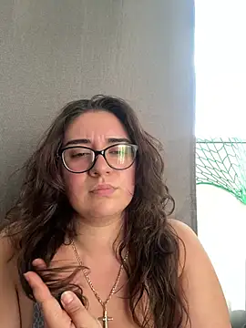 CurvyyMomy online show from July 24, 4:16 pm