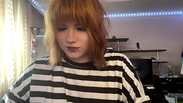 HelloKinki online show from June 22, 3:42 pm