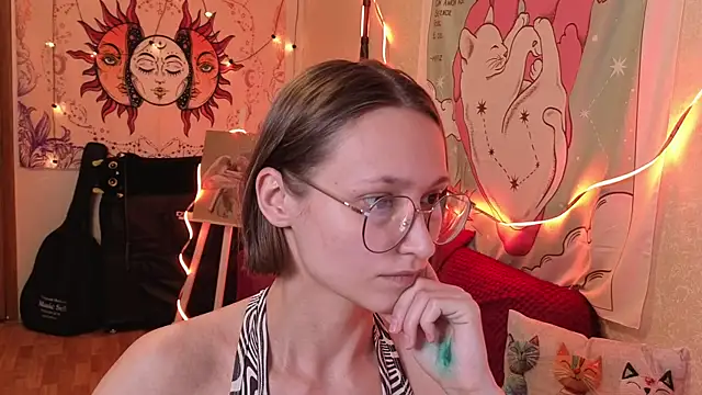 stella naughty online show from July 11, 8:00 pm