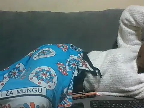 Applecute254 online show from July 16, 5:08 pm