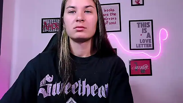 AlisaFrost online show from June 22, 1:41 pm