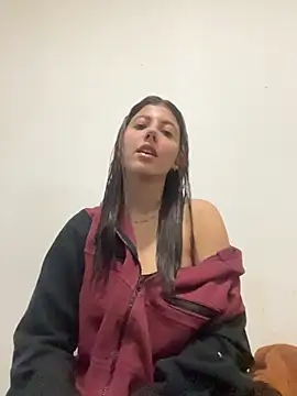 Snapshot of ruivinha_uai chatting on June 2, 12:56 am ruivinha uai online show from June 2, 12:56 am