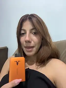 Snapshot of ruivinha_uai chatting on June 5, 11:43 pm ruivinha uai online show from June 5, 11:43 pm