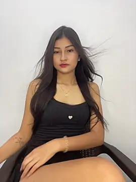 Aylin-fire online show from June 11, 6:28 pm