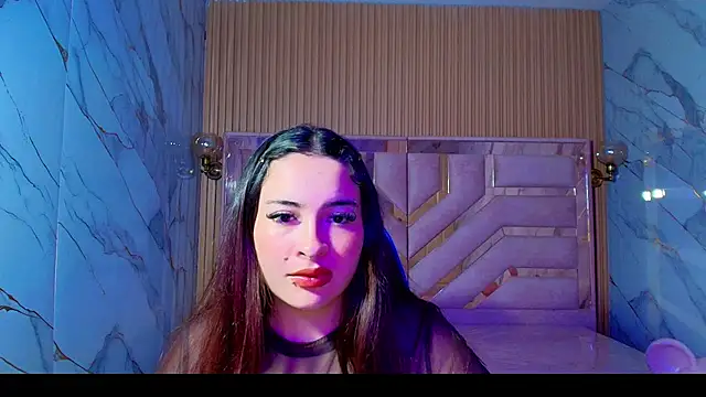 Kiara Moon r online show from July 4, 3:13 am