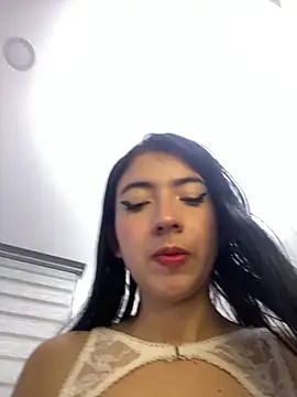 JeyLuxx online show from June 21, 8:28 am