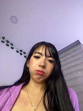 JeyLuxx online show from July 14, 6:40 am
