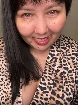 Snapshot of Love__beby chatting on June 1, 10:11 pm Love beby online show from June 1, 10:11 pm