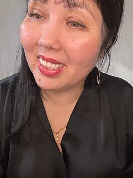 Snapshot of Love__beby chatting on June 15, 2:41 pm Love beby online show from June 15, 2:41 pm