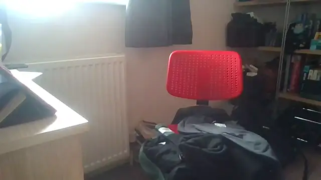 Snapshot of Gabriella_x21 chatting on June 6, 5:17 pm Gabriella x21 online show from June 6, 5:17 pm