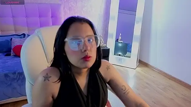 katy blush online show from June 3, 7:19 pm