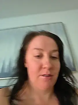 CreamVixen online show from June 22, 3:09 pm