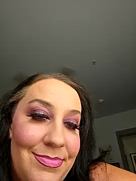 CreamVixen online show from June 28, 3:01 am