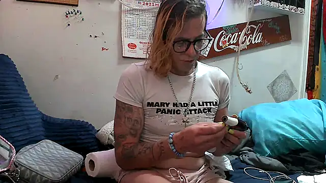 VanillaSnowcones online show from July 29, 5:49 am
