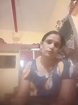 Hot sune online show from July 4, 1:39 pm