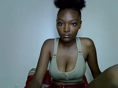 Snapshot of Tasha_Arianah chatting on June 9, 4:18 pm Tasha Arianah online show from June 9, 4:18 pm